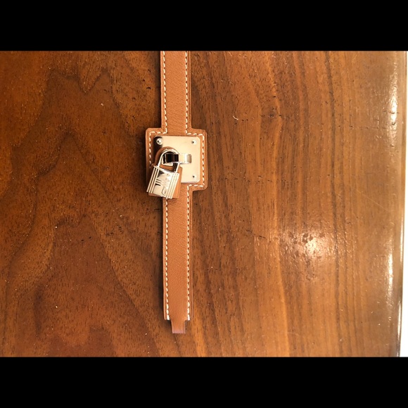 HERMES O Kelly Double Tour Bracelet - Picture 9 of 10